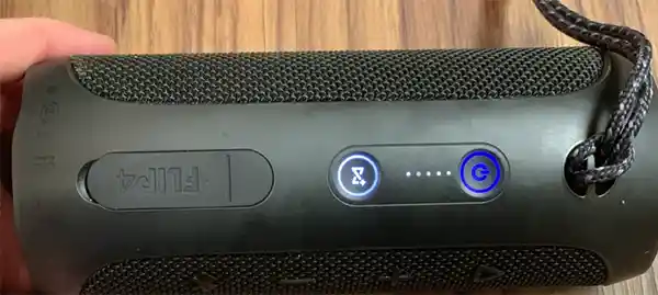 Speaker connect button